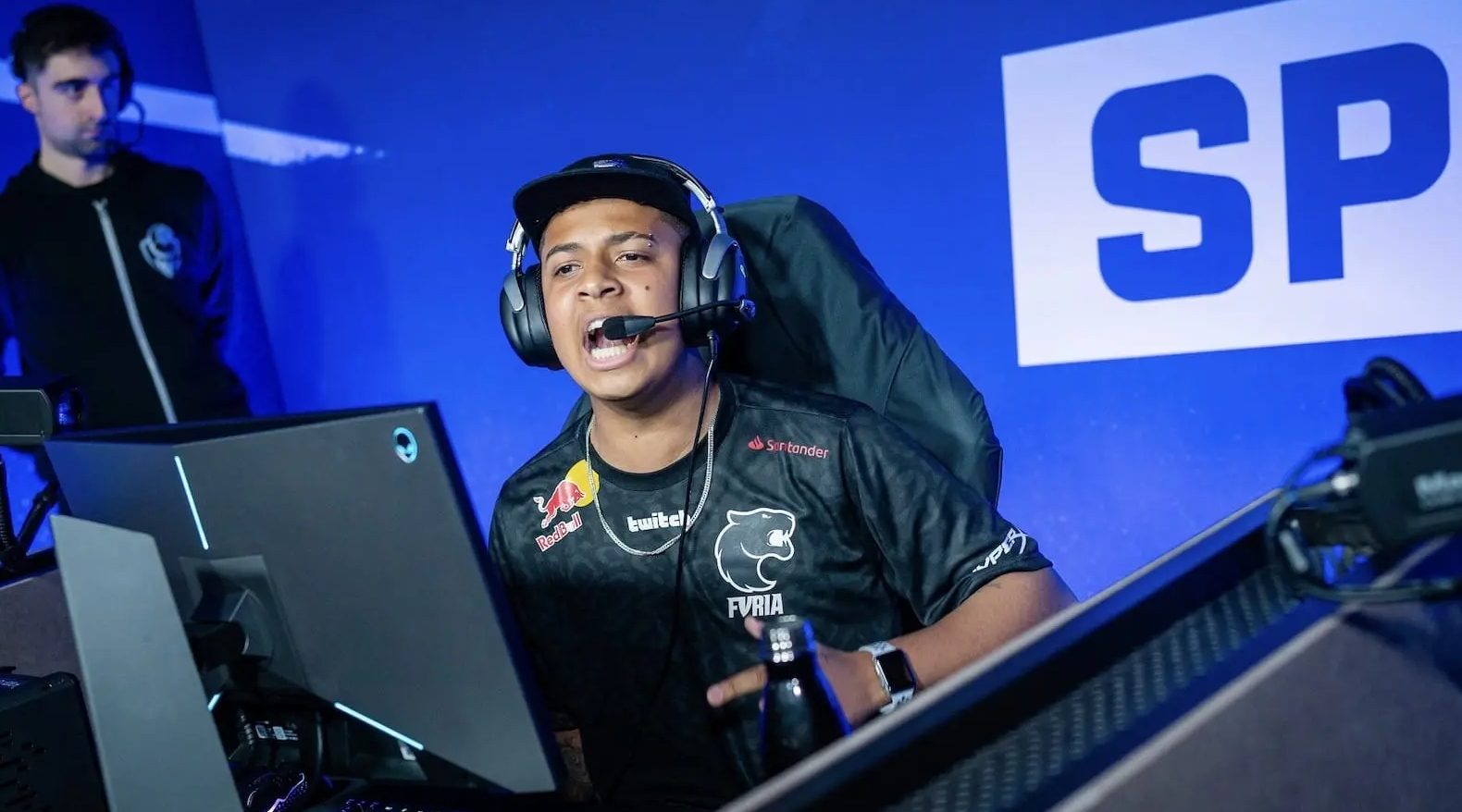 太阳队以其 太阳队以其