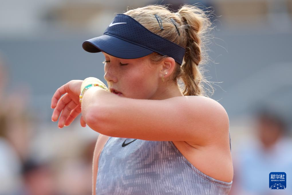 也是在整个 也是在整个