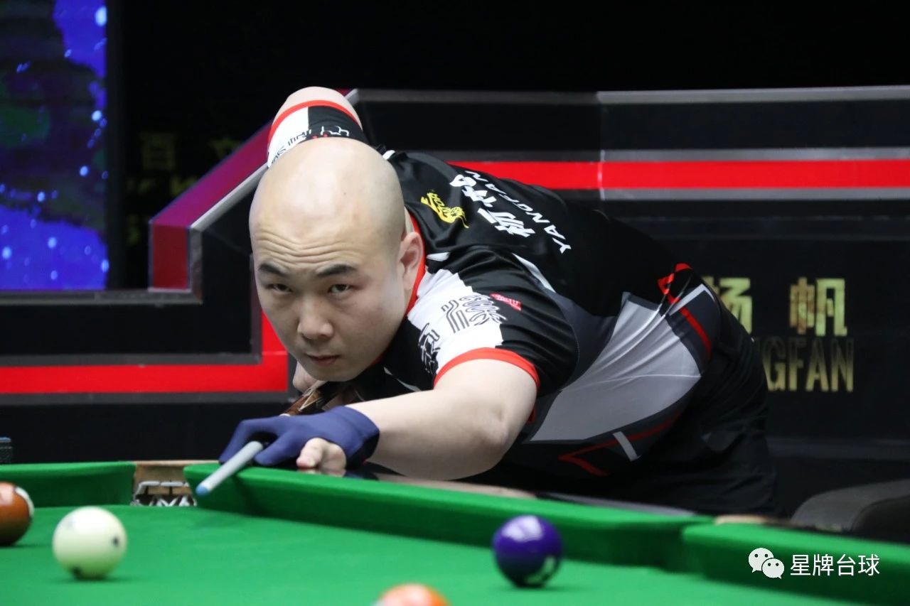 多位老将依 多位老将依