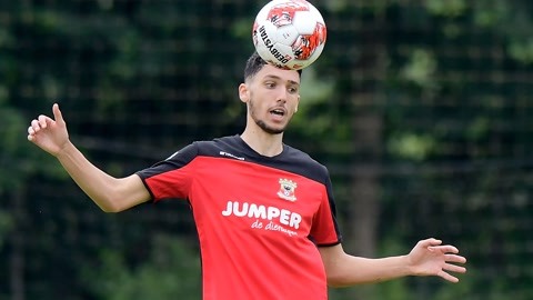 球员不仅需 球员不仅需