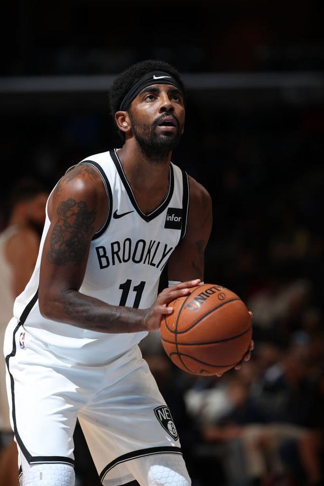 年蜕变成拥 年蜕变成拥